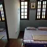 Travellers Lodge